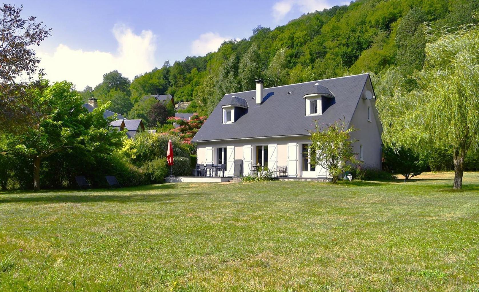 Maison Marguerite Borderes-Louron Buitenkant foto